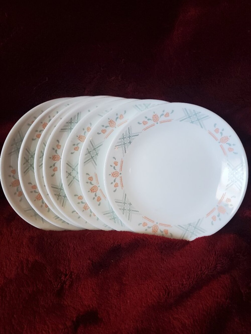 Corelle Corning Dutch Lattice 6.75" Bread and Butter Plate set of 7